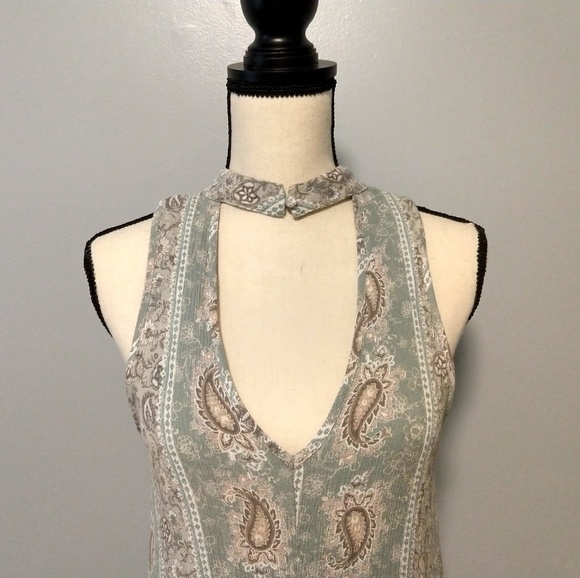 Deep V-Neck Blouse - Picture 2 of 8